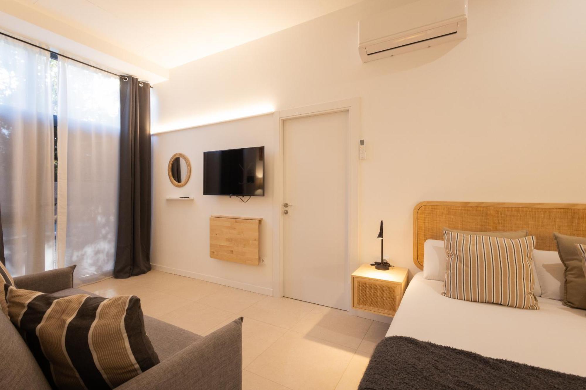 Florit Flats - The Pitiusas Rooms บาเลนเซีย ภายนอก รูปภาพ