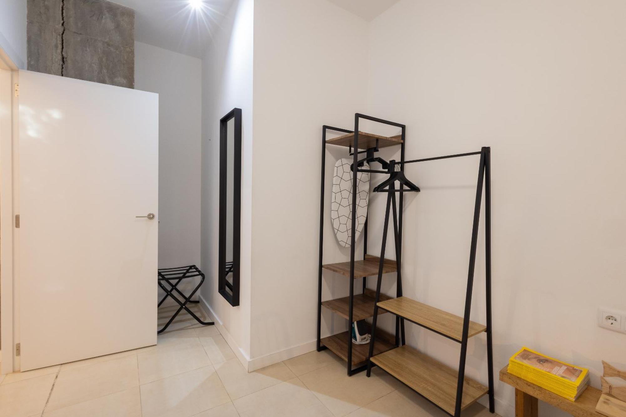 Florit Flats - The Pitiusas Rooms บาเลนเซีย ภายนอก รูปภาพ