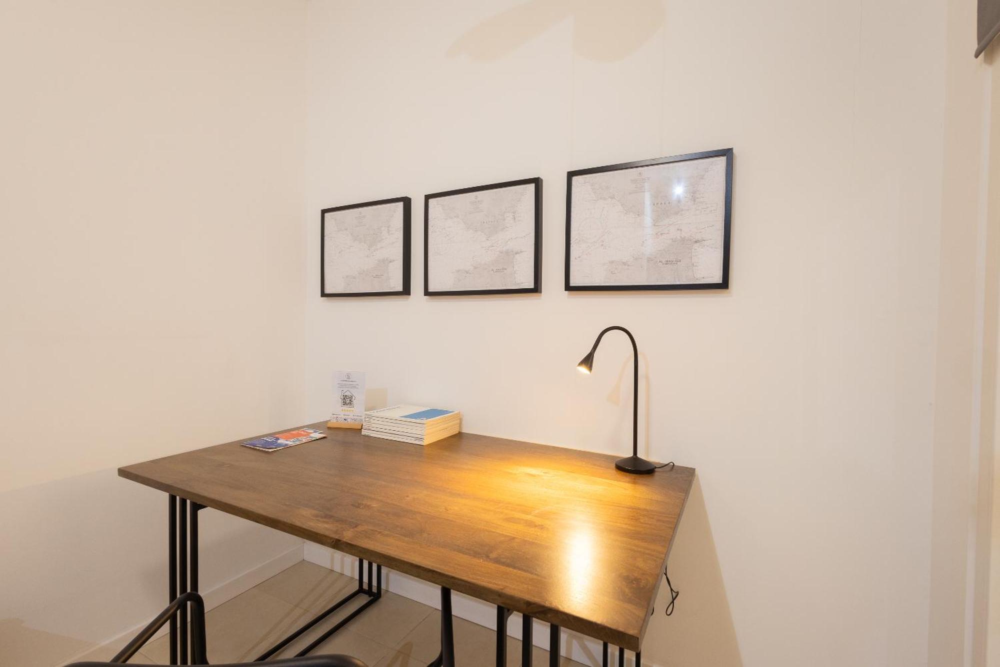 Florit Flats - The Pitiusas Rooms บาเลนเซีย ภายนอก รูปภาพ